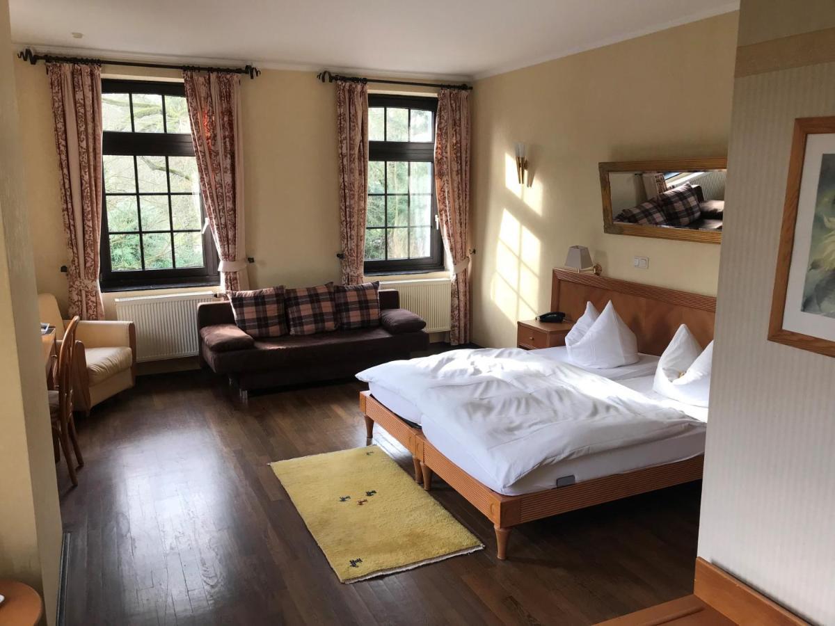 Burg Wegberg Hotel & Eventlocation المظهر الخارجي الصورة